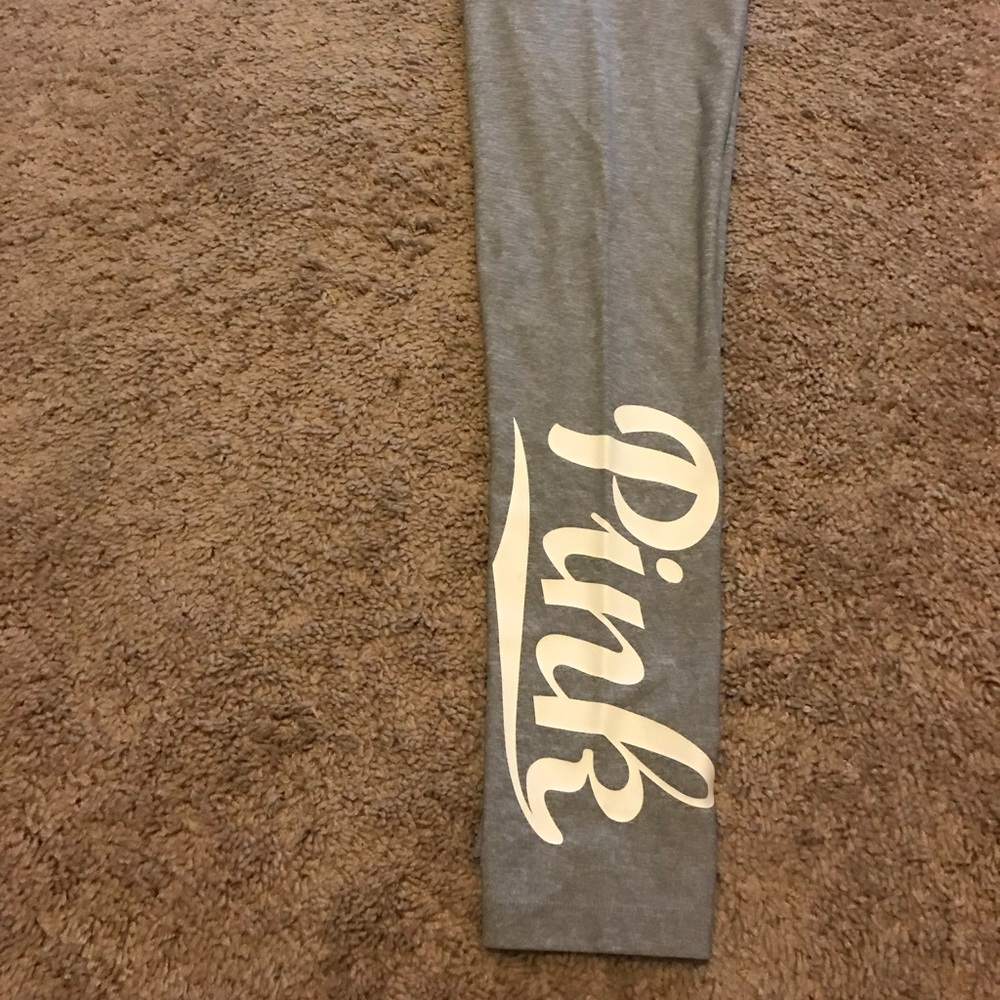 Victoria’s Secret Pink yoga pants size medium